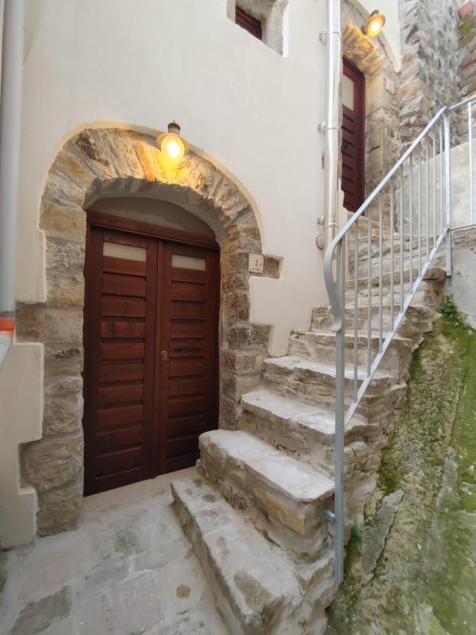 Bed and Breakfast Borgo Sciugolo à Baselice Extérieur photo