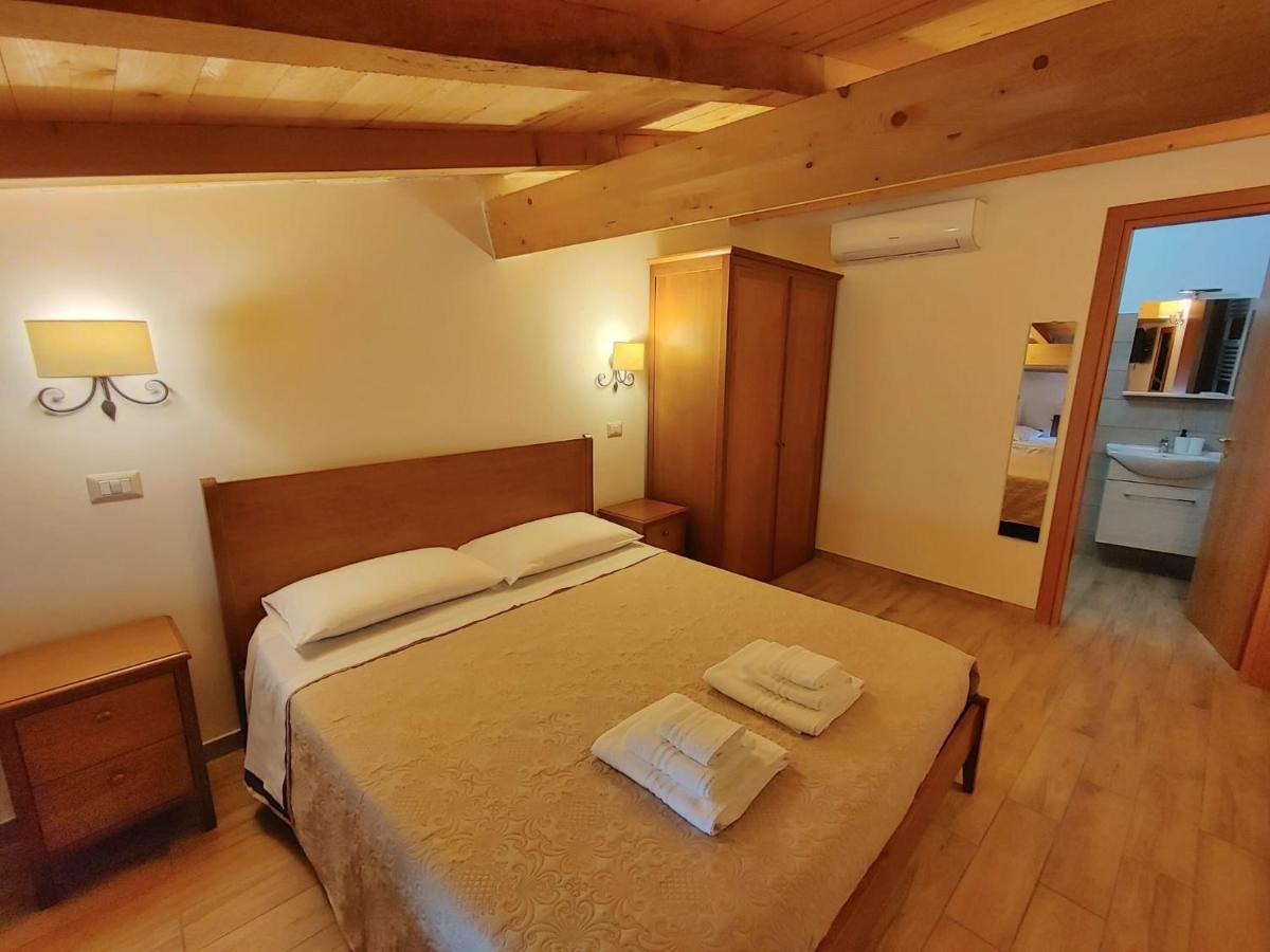 Bed and Breakfast Borgo Sciugolo à Baselice Extérieur photo