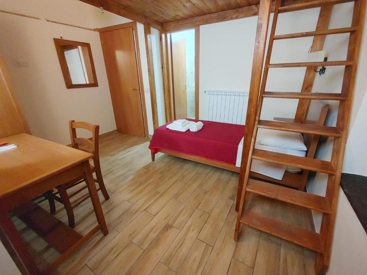 Bed and Breakfast Borgo Sciugolo à Baselice Extérieur photo